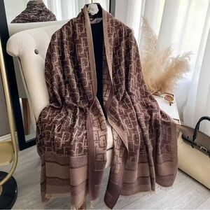 🆕 Brown & Gold Shimmer Light Luxury Scarf